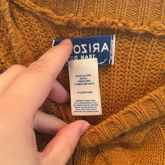 Arizona Jean Company Women's Amber Cable Knit Sweater - Picture 4 of 5